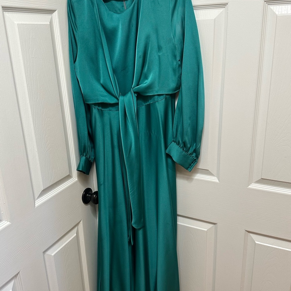 Elegant Teal Long Sleeve Dress